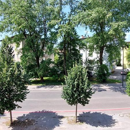 Cozy, Bright And Affordable Studio W/ Free Parking Liubliana Exterior foto